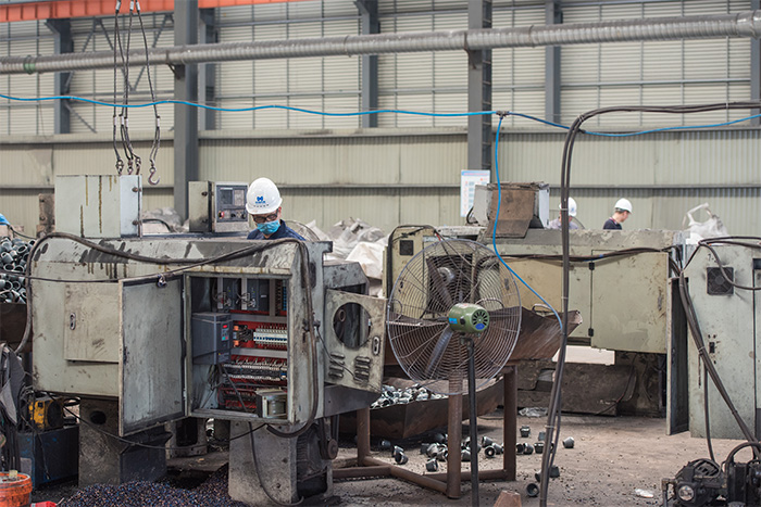 高碑店网架配件-锥头加工车间