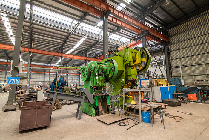 高碑店网架配件-锥头加工车间